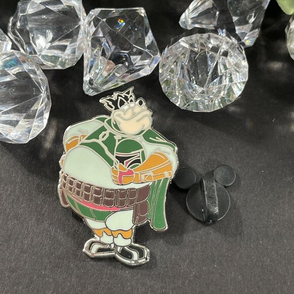 Disney Boba Fett Trading Pin Star Wars Pete Brooch Lapel Pin Jewelry Accessories - Picture 2 of 8